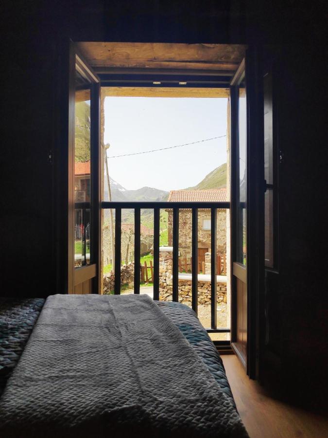 Apartamentos C'Ambrosio La Peral  Esterno foto